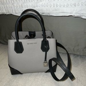 Michael Kors Top Handle/Crossbody Bag
